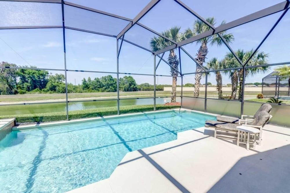 Lou's Indian Creek 4 Bedroom Home by Redawning House, 4 Bedrooms 9