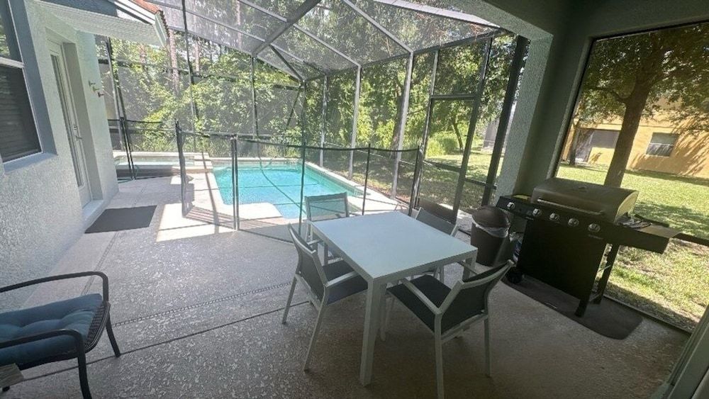 Paradise Palms - 5 Bedroom Pool - 3500PP Home by RedAwning House, 5 Bedrooms 8