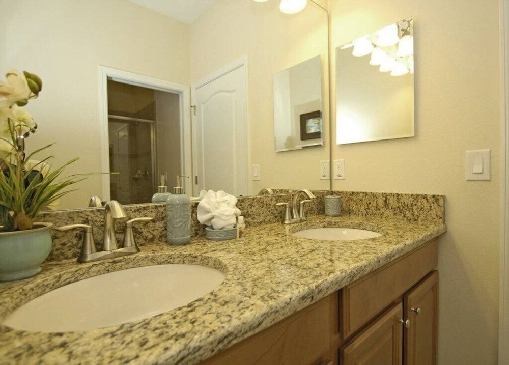 Paradise Palms- 5 Bed Townhome W/splashpool-3020pp 5 Bedroom Townhouse by RedAwning Townhome, 5 Bedrooms 23