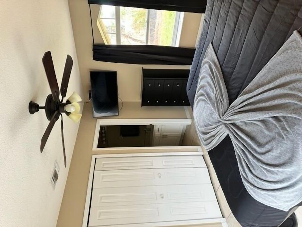 Sunset 4 Bedroom Villa by RedAwning House, 4 Bedrooms 8