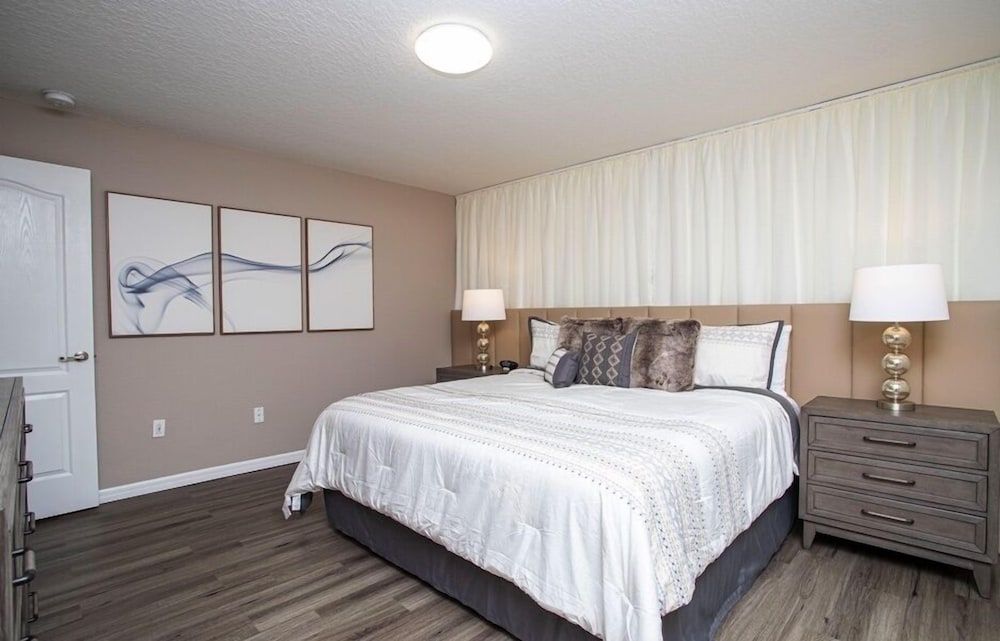 Townhome W/spashpool In Paradise Palms 3215pp 4 Bedroom Townhouse by Redawning Townhome, 4 Bedrooms 10