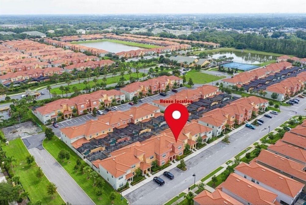 undefined Townhome W/spashpool In Paradise Palms 3215pp 4 Bedroom Townhouse by Redawning 4