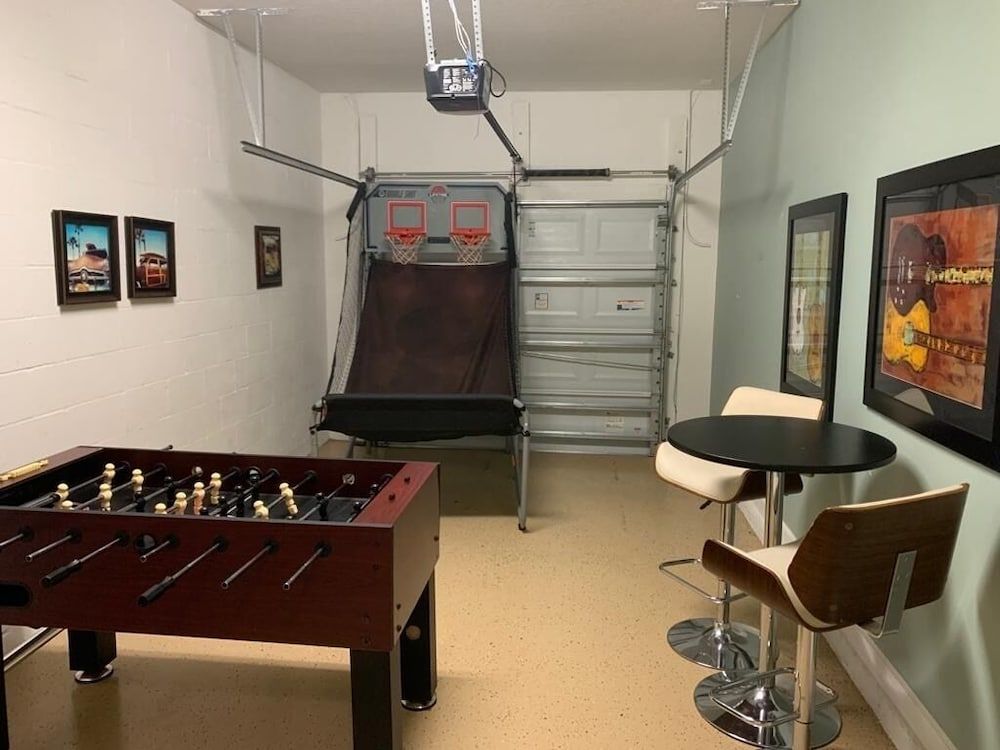 Paradise Palms- 6 Bedroom Pool -3150PP Home by RedAwning House, 6 Bedrooms 40