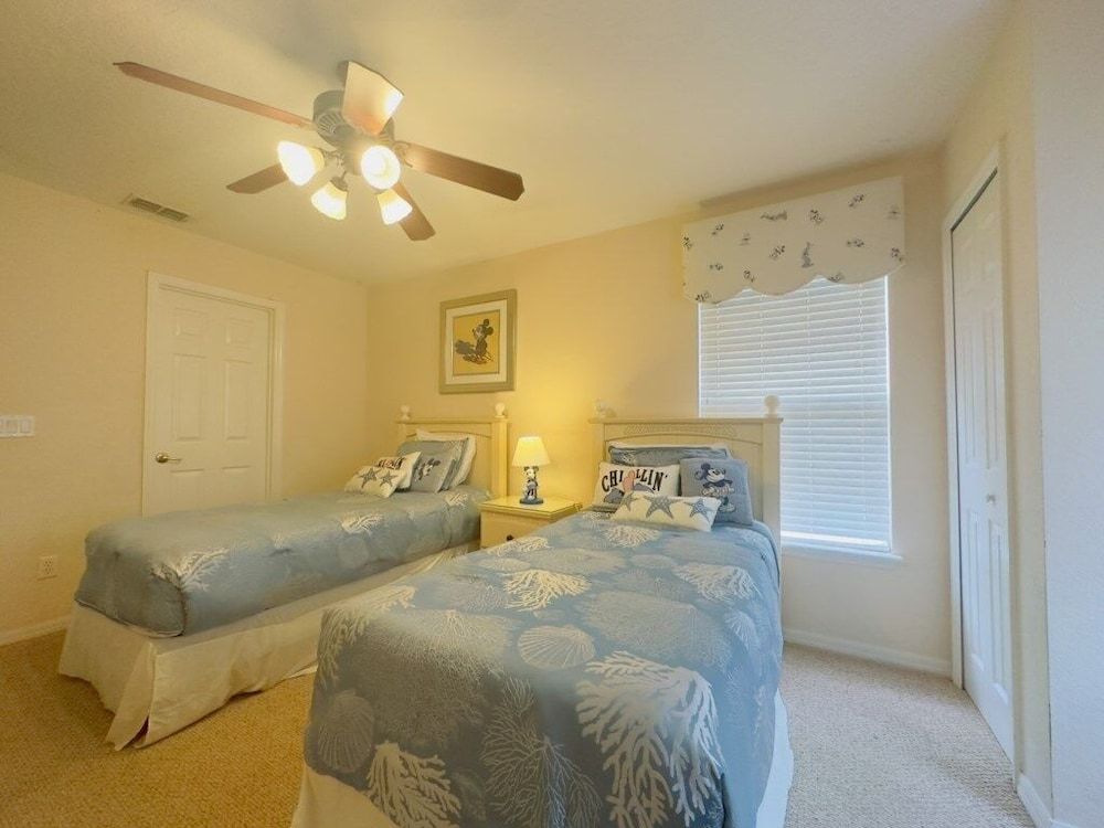 undefined Luxurious 7 Bed Home With Private Pool 8013 Ac 7 Bedroom Home by Redawning 7