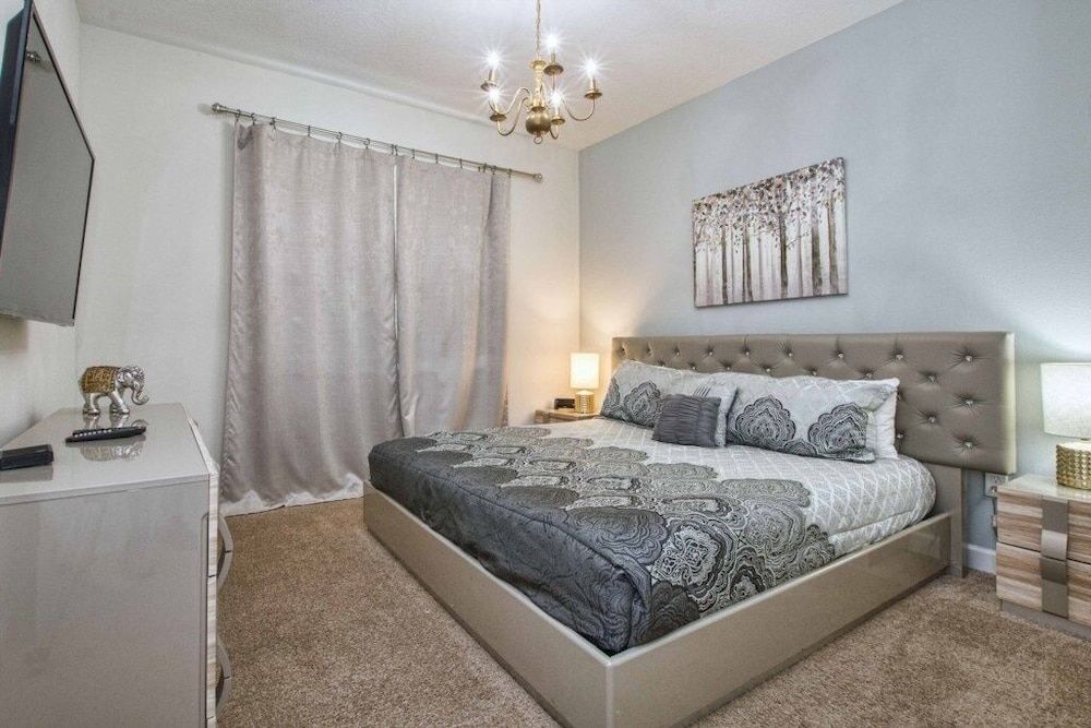 Storey Lake-6 Bedroom Pool -1651ST Home by RedAwning House, 6 Bedrooms 9