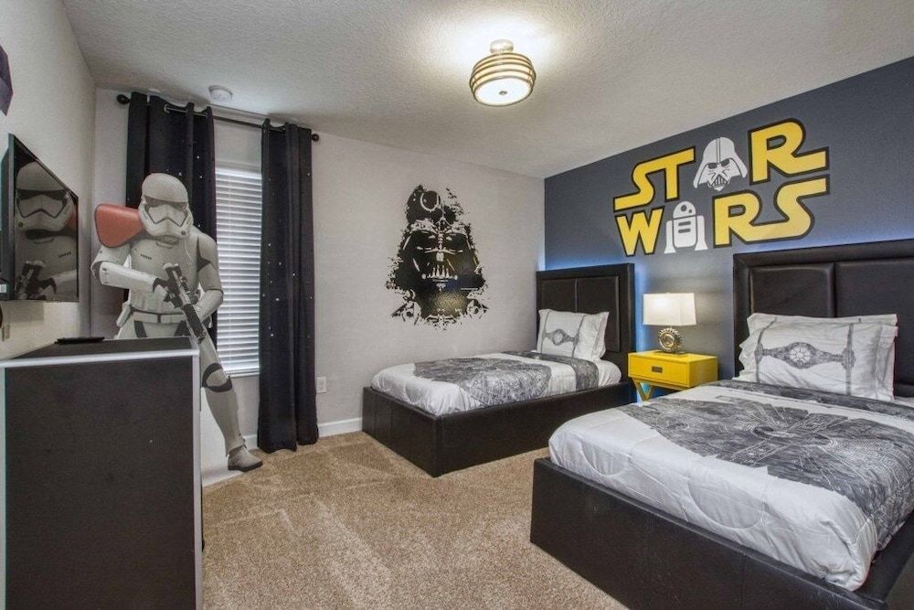 Storey Lake-6 Bedroom Pool -1651ST Home by RedAwning House, 6 Bedrooms 6