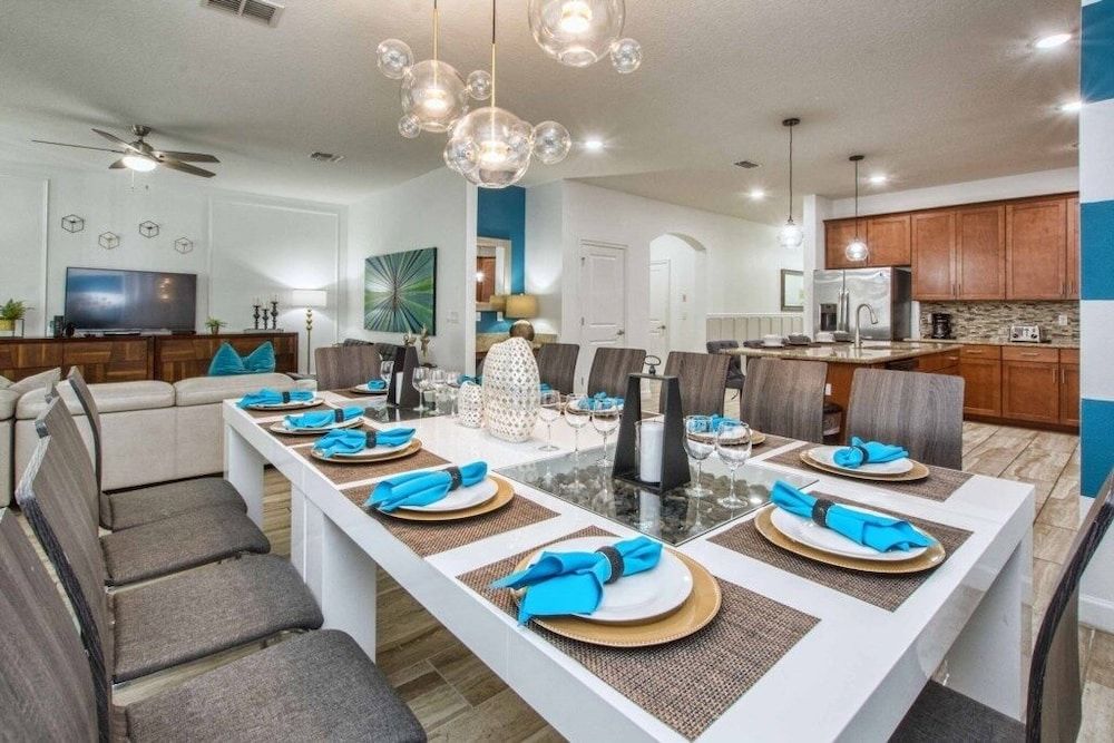 Storey Lake-6 Bedroom Pool -1651ST Home by RedAwning House, 6 Bedrooms 22