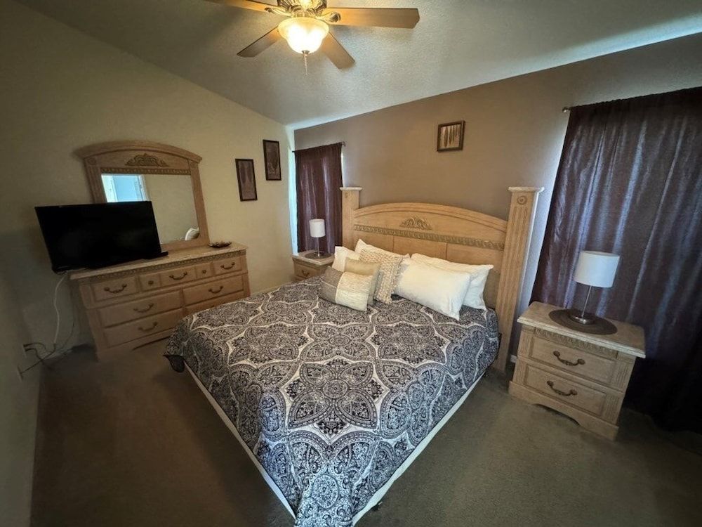 undefined Fl Special!! Daisy's Den 5 Bedroom Villa by RedAwning 7