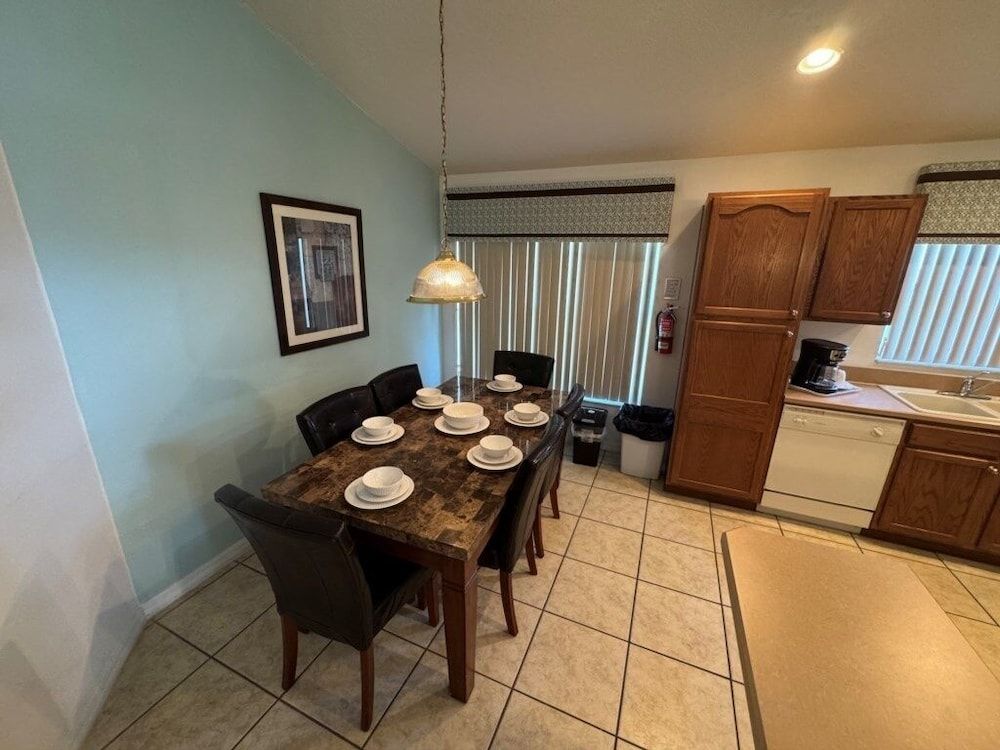 undefined Fl Special!! Daisy's Den 5 Bedroom Villa by RedAwning 3