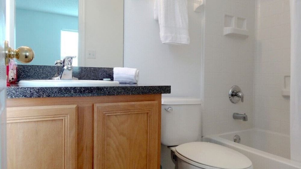 5 Beds With Private Pool Near Disney Parks 4703 5 Bedroom Home by RedAwning House, 5 Bedrooms 23