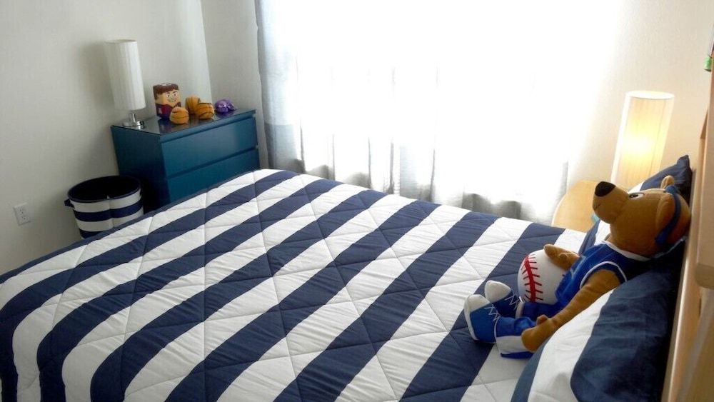 5 Beds With Private Pool Near Disney Parks 4703 5 Bedroom Home by RedAwning House, 5 Bedrooms 6