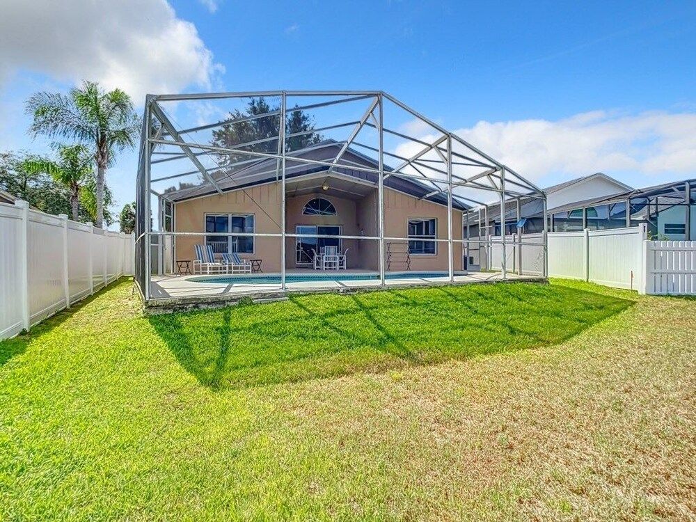 undefined Peaceful Indian Ridge Oaks 4 Bedroom Home by Redawning 4