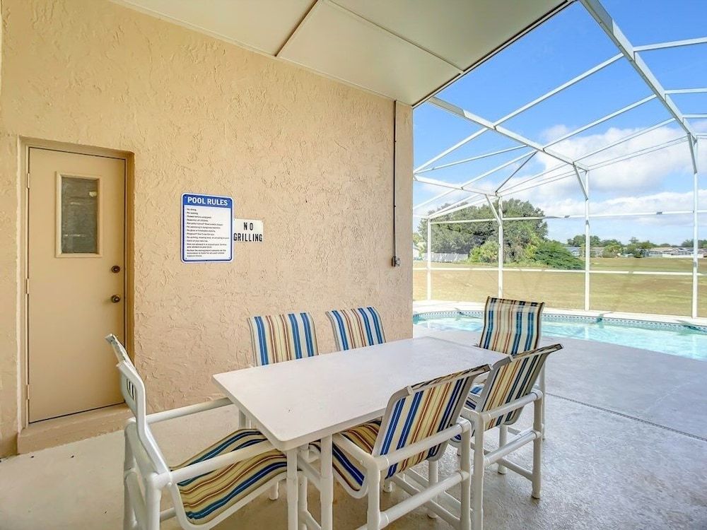 undefined Peaceful Indian Ridge Oaks 4 Bedroom Home by Redawning 10