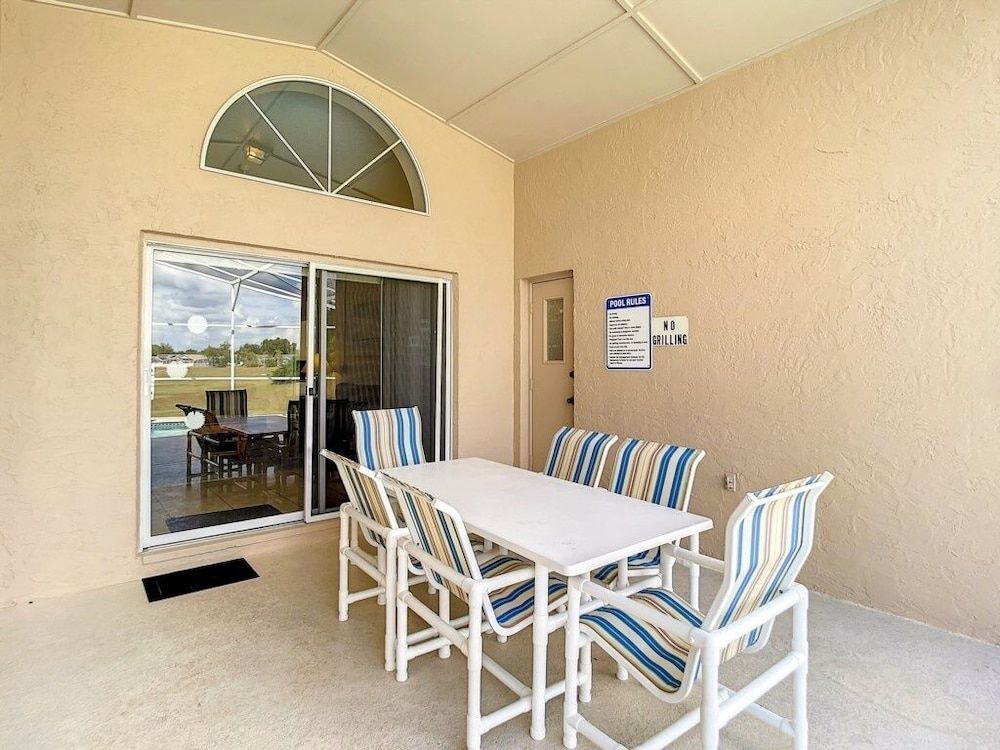 undefined Peaceful Indian Ridge Oaks 4 Bedroom Home by Redawning 9