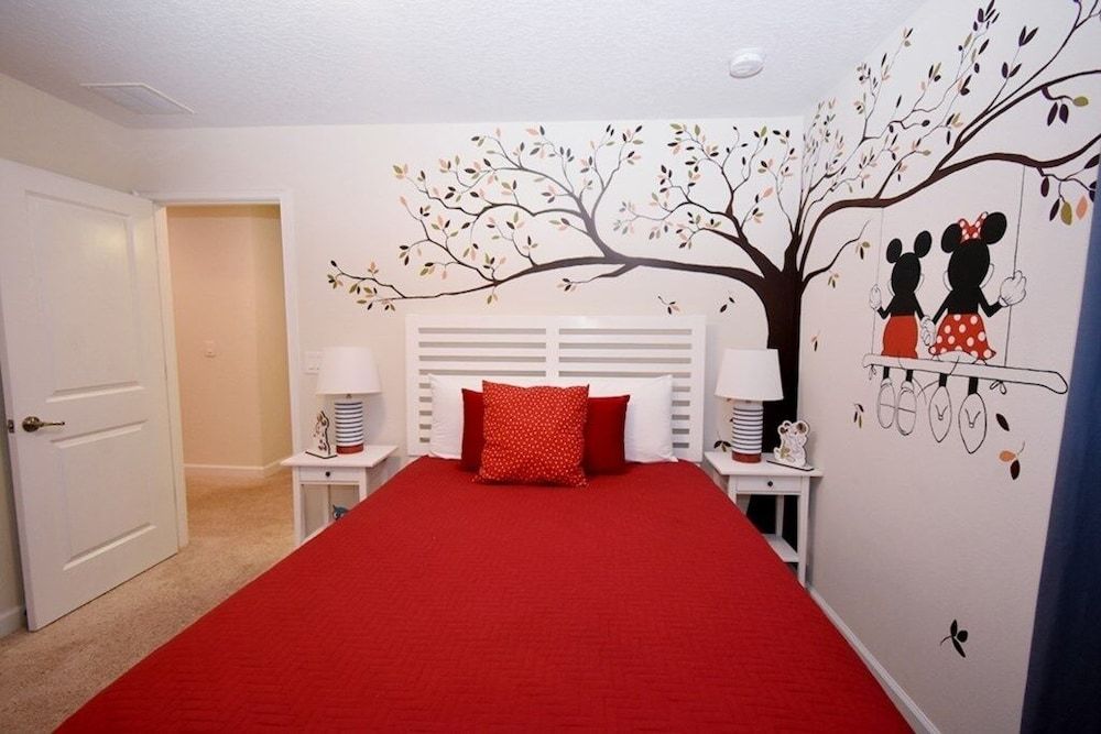 Storey Lake- 6 Bedroom Pool - 1664ST Home by RedAwning House, 6 Bedrooms 11