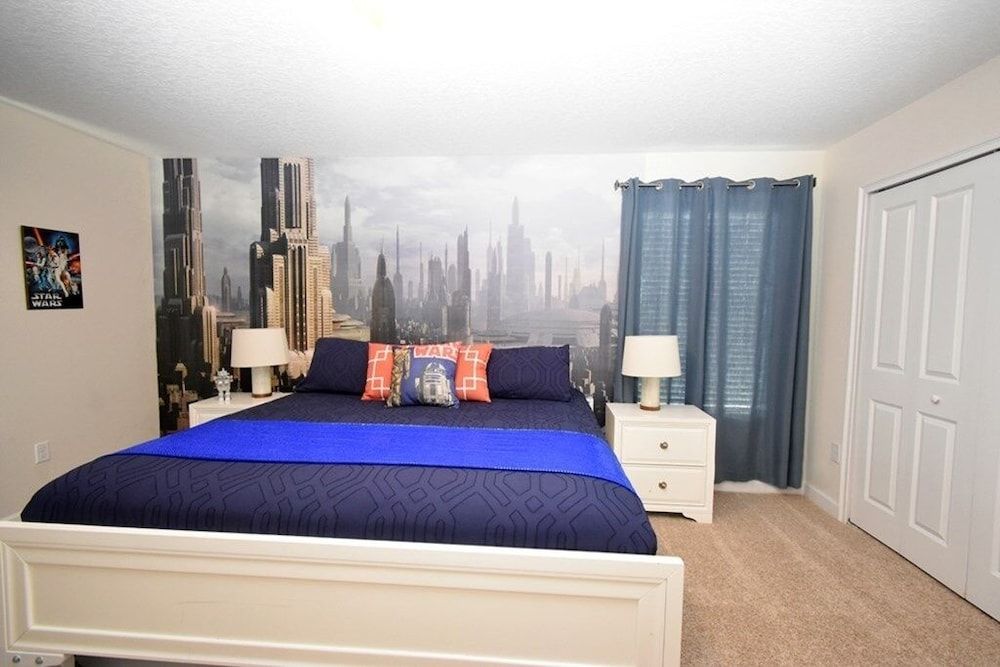 Storey Lake- 6 Bedroom Pool - 1664ST Home by RedAwning House, 6 Bedrooms 3