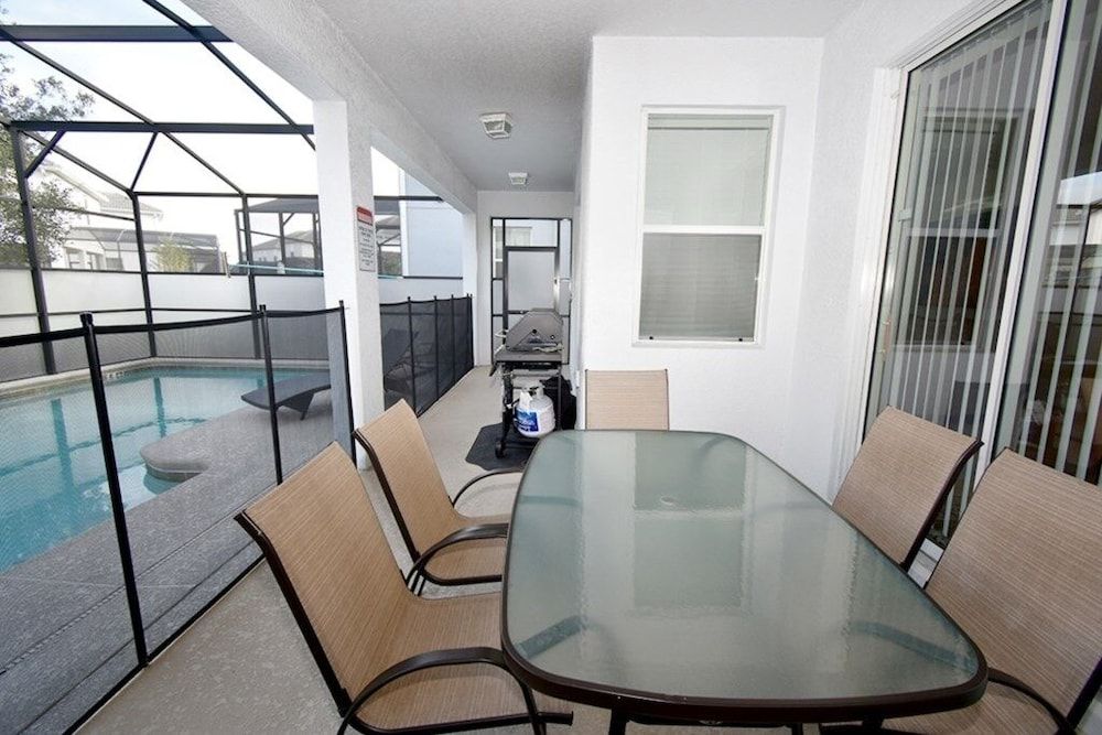 Storey Lake- 6 Bedroom Pool - 1664ST Home by RedAwning House, 6 Bedrooms 12