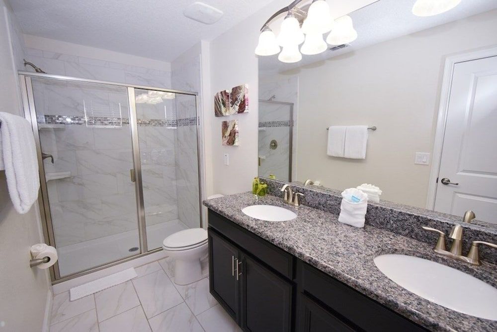 Storey Lake- 6 Bedroom Pool - 1664ST Home by RedAwning House, 6 Bedrooms 16