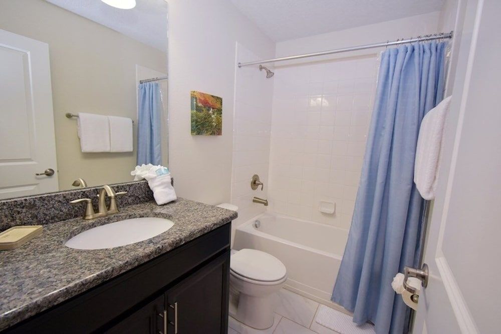 Storey Lake- 6 Bedroom Pool - 1664ST Home by RedAwning House, 6 Bedrooms 18