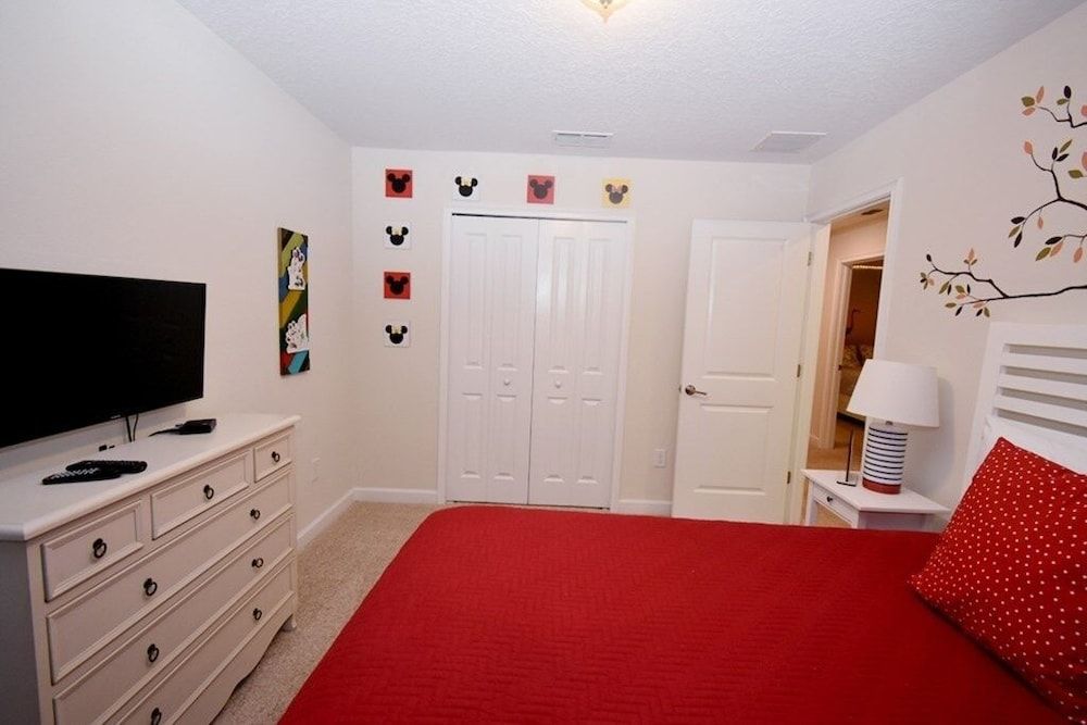 Storey Lake- 6 Bedroom Pool - 1664ST Home by RedAwning House, 6 Bedrooms 21