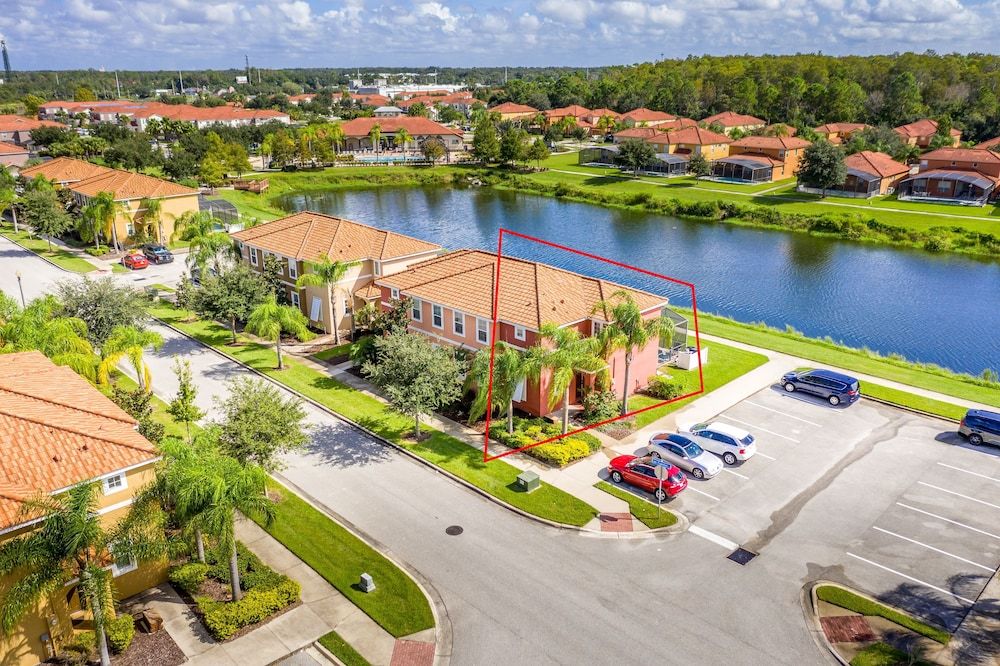 Fantastic Townhome with Pvt Pool and Lake view near Disney by RedAwning Townhome, 4 Bedrooms 33