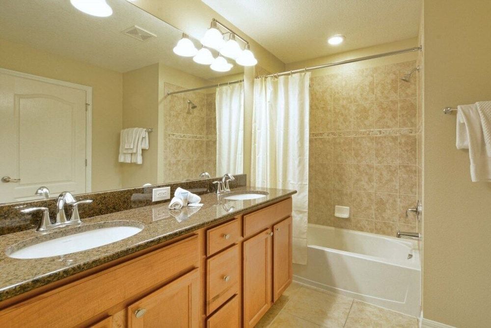 Paradise Palms-4 Bed Townhome W/splashpool-3035pp 4 Bedroom Townhouse by RedAwning Townhome, 4 Bedrooms 12