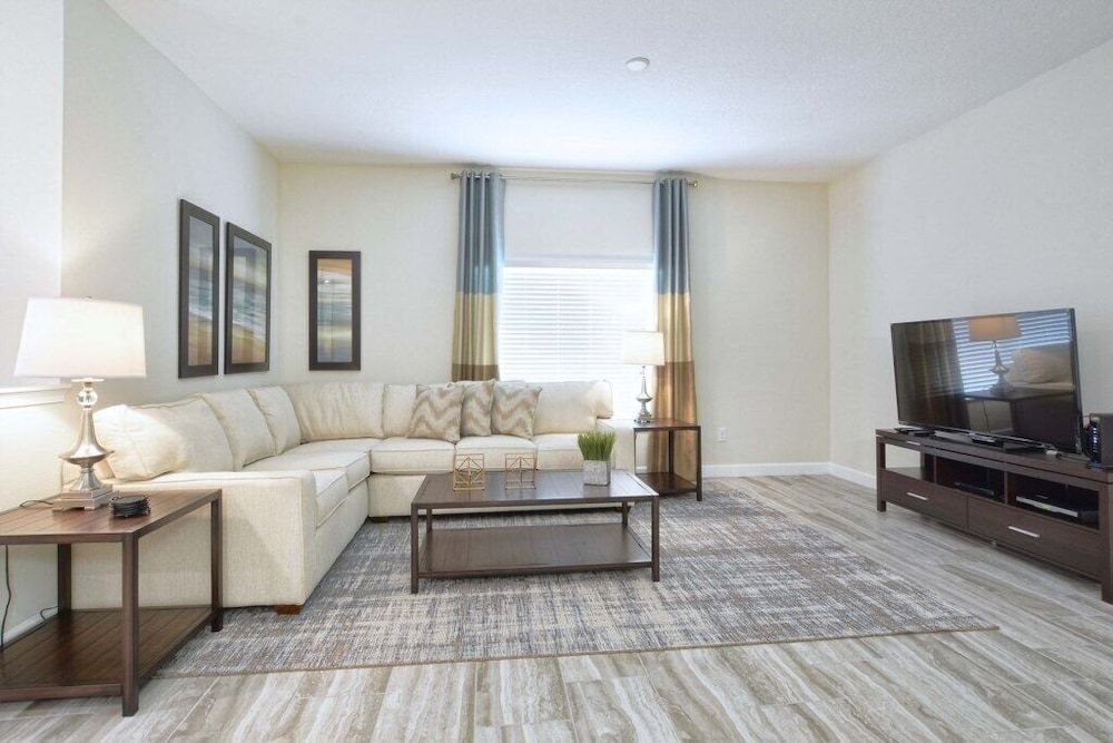 Storey Lake-5 Bedroom W/Splashpool-1617S Townhouse by RedAwning Townhome, 5 Bedrooms 22