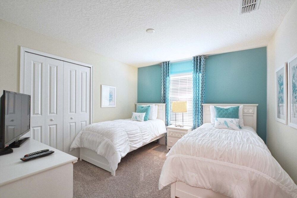 Storey Lake-5 Bedroom W/Splashpool-1617S Townhouse by RedAwning Townhome, 5 Bedrooms 9