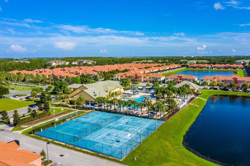 undefined Breathtaking Villa with Pool close to Disney by RedAwning 8