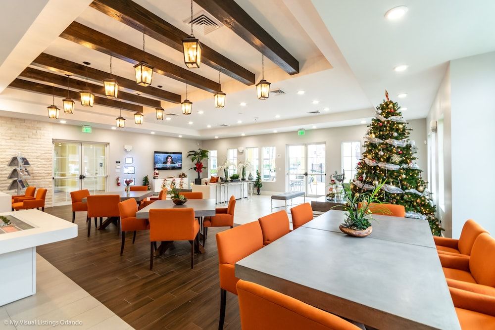 undefined Upscale Townhome W/pool Access! 5 mi. to Disney! 8