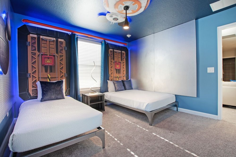 2961 Fable Street Villa (Multiple Bedrooms) 10