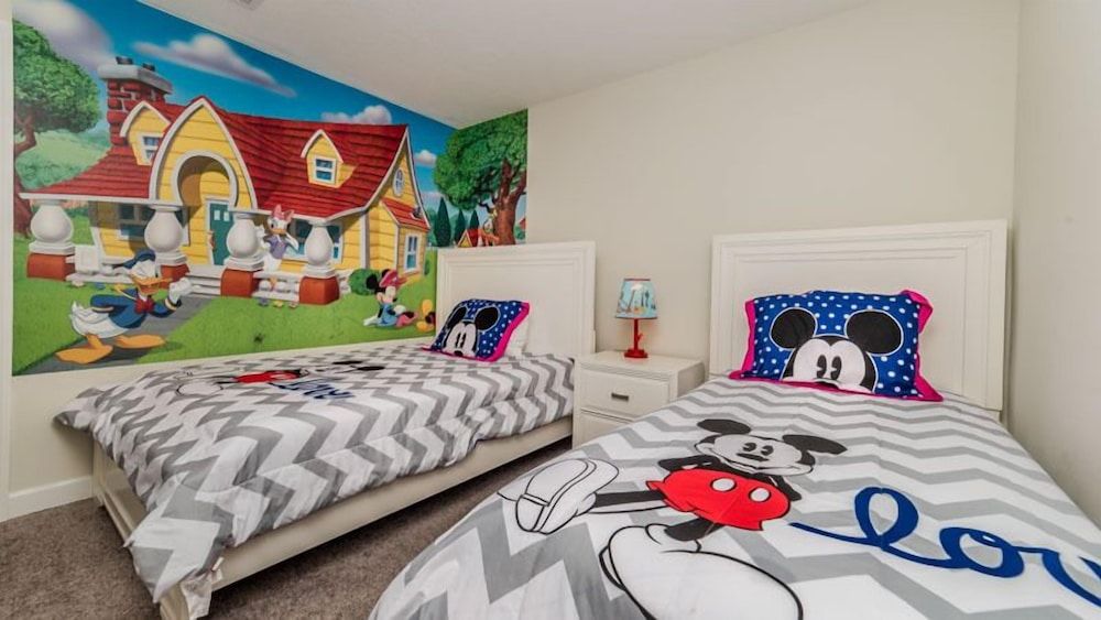 4706 Sleepy Hollow Drive Villa (Multiple Bedrooms) 9