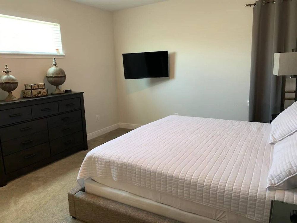 undefined Amazing 5 Bedrooms House With Private Pool at Encore Resort (7711) 9