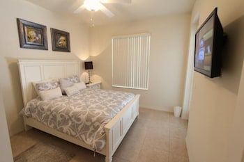 undefined 929 Emerald Green Court Pool ! 4 Bedroom Home by RedAwning 10