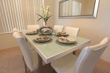 undefined 929 Emerald Green Court Pool ! 4 Bedroom Home by RedAwning 8