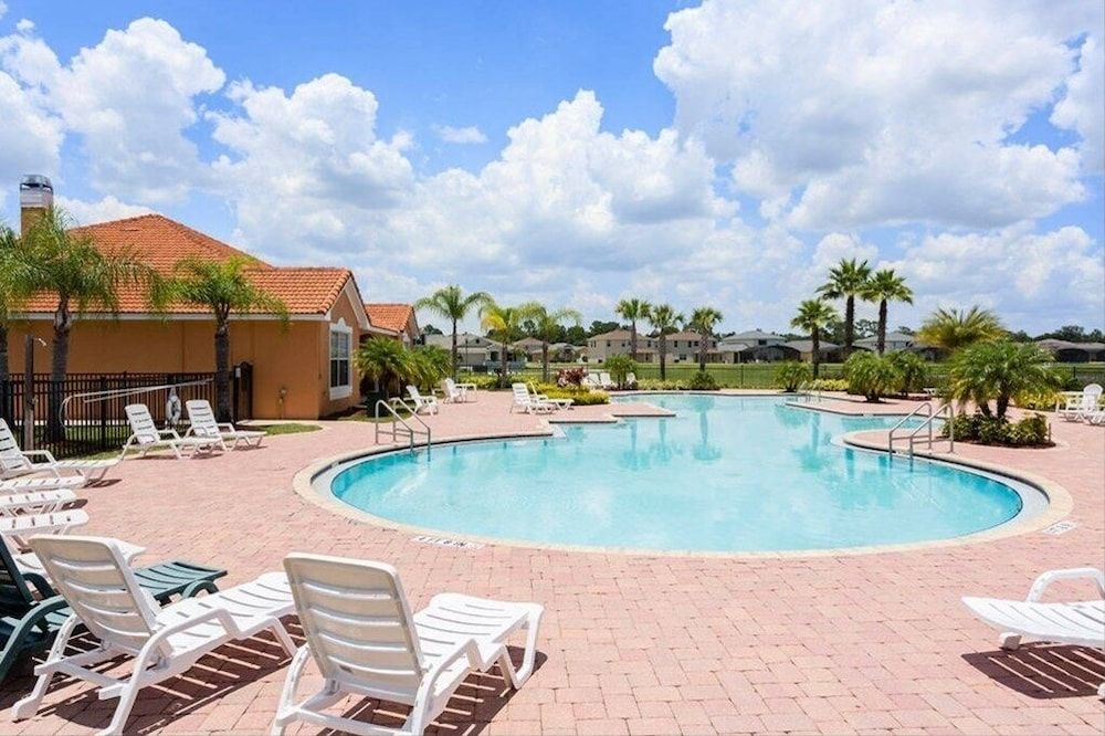 undefined 929 Emerald Green Court Pool ! 4 Bedroom Home by RedAwning 4