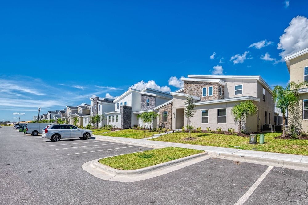 undefined Gorgeous Brand New 7 Bedrooms House With Pool and Game Room at Champions Gate Resort (0730) 5