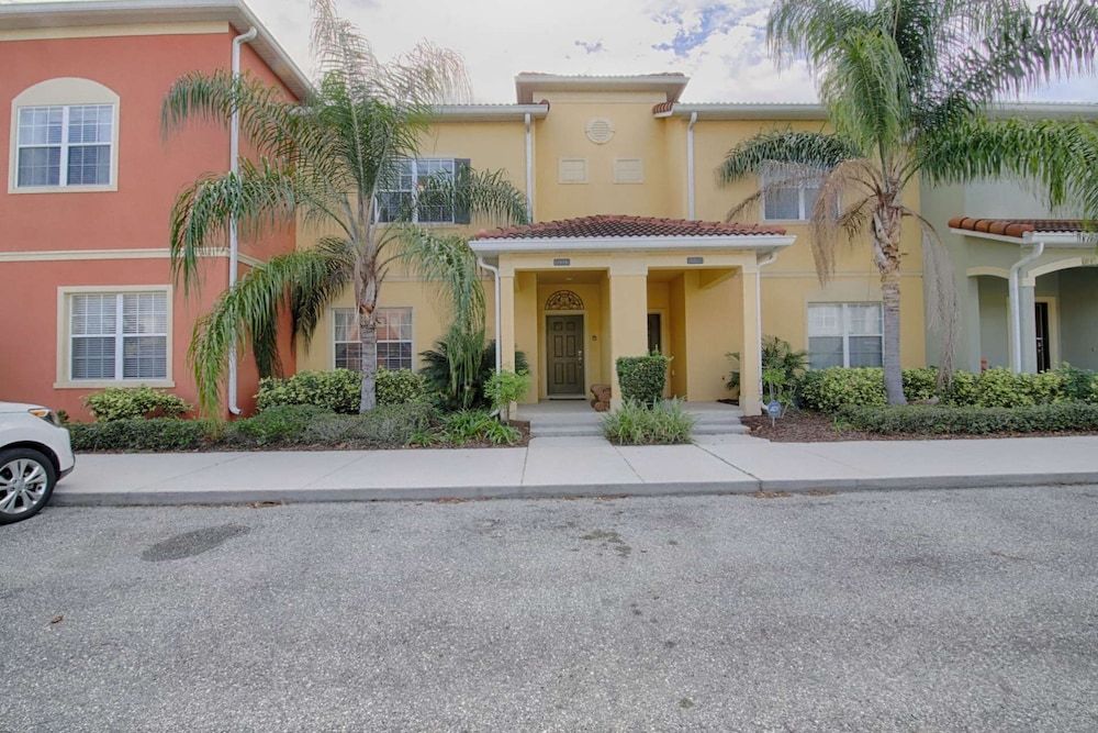 undefined Paradise Palms by PRP 9