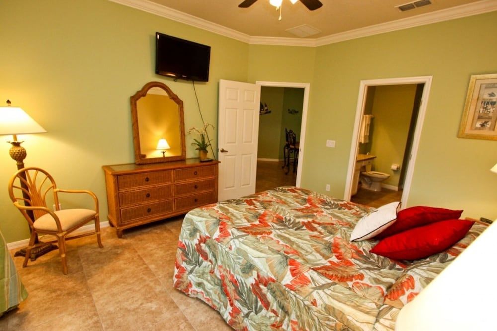 Oakwater by PRP Condo (2809 O) 3