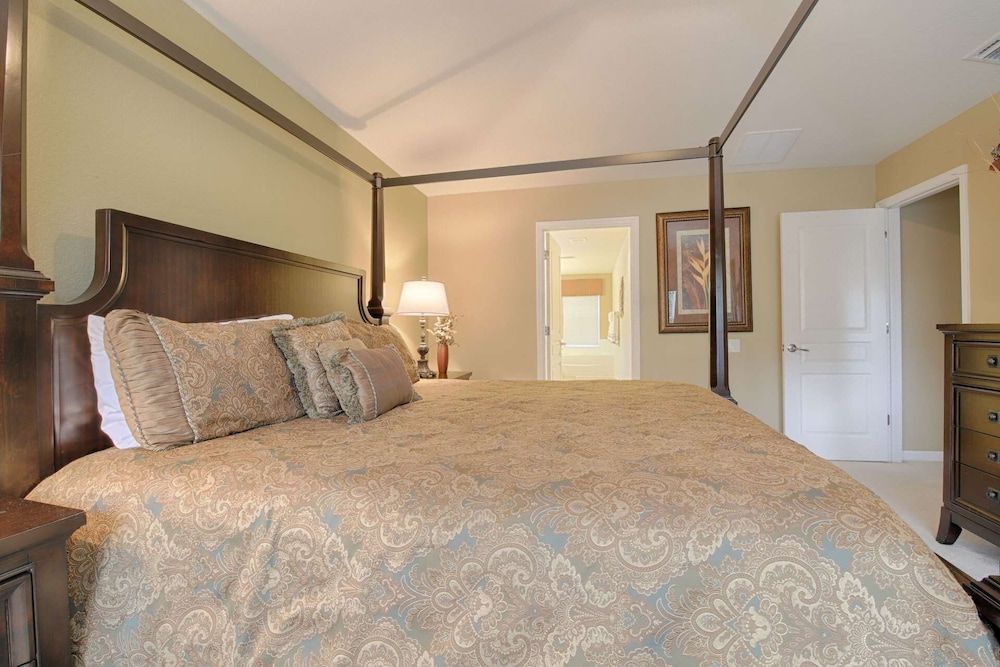 Windsor Hills by PRP House (2540 Windsor Hills) 11