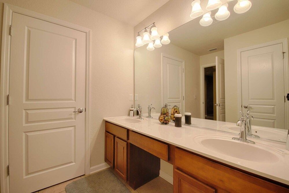 Windsor Hills by PRP House (2540 Windsor Hills) 23