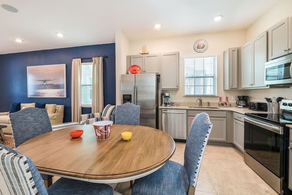 undefined Midnight Sunset at Margaritaville Resort 10