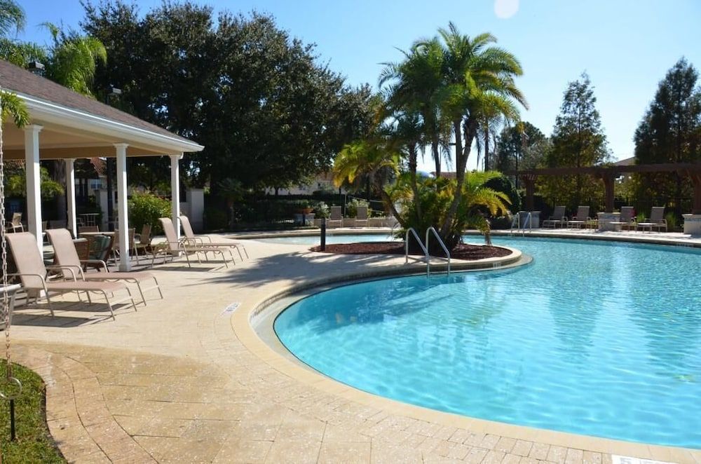 undefined Lucaya Village Resort - 3 Beds and 2 Baths. ID: 57417 8