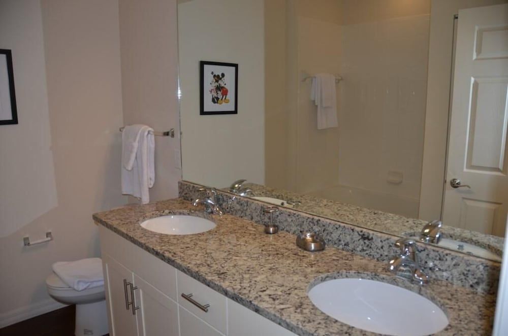 Lucaya Village Resort - 3 Beds and 2 Baths. ID: 57417 Apartment, Multiple Beds (Lucaya Village Resort - 3 beds and 2 ) 4