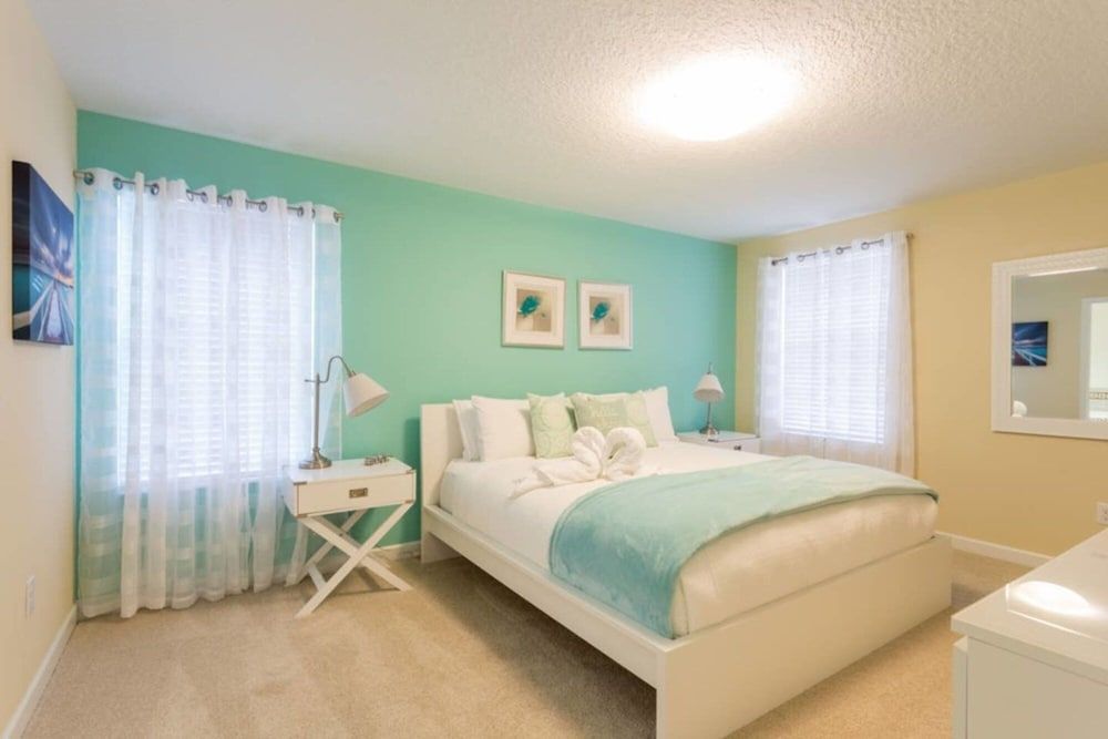 undefined Pleasant and Modern Home With Private Pool Near Disney 6