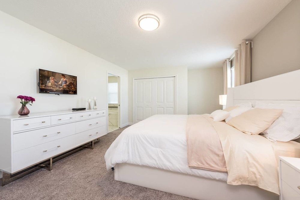 undefined Fantastic Home With a Nice Private Pool Near Disney 3