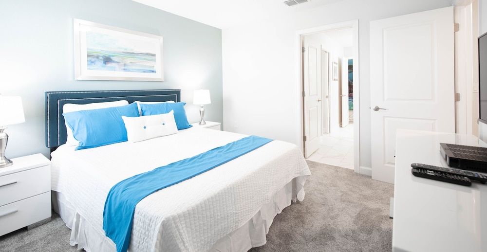 undefined Spacious Vacation Home With Private Pool Game Room Near Disney 10