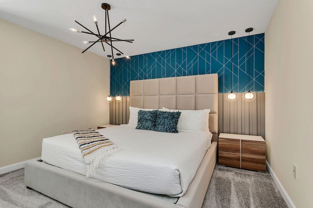 Must SEE Villa! Private Poolthemed Roomstheater! House (Multiple Bedrooms) 10