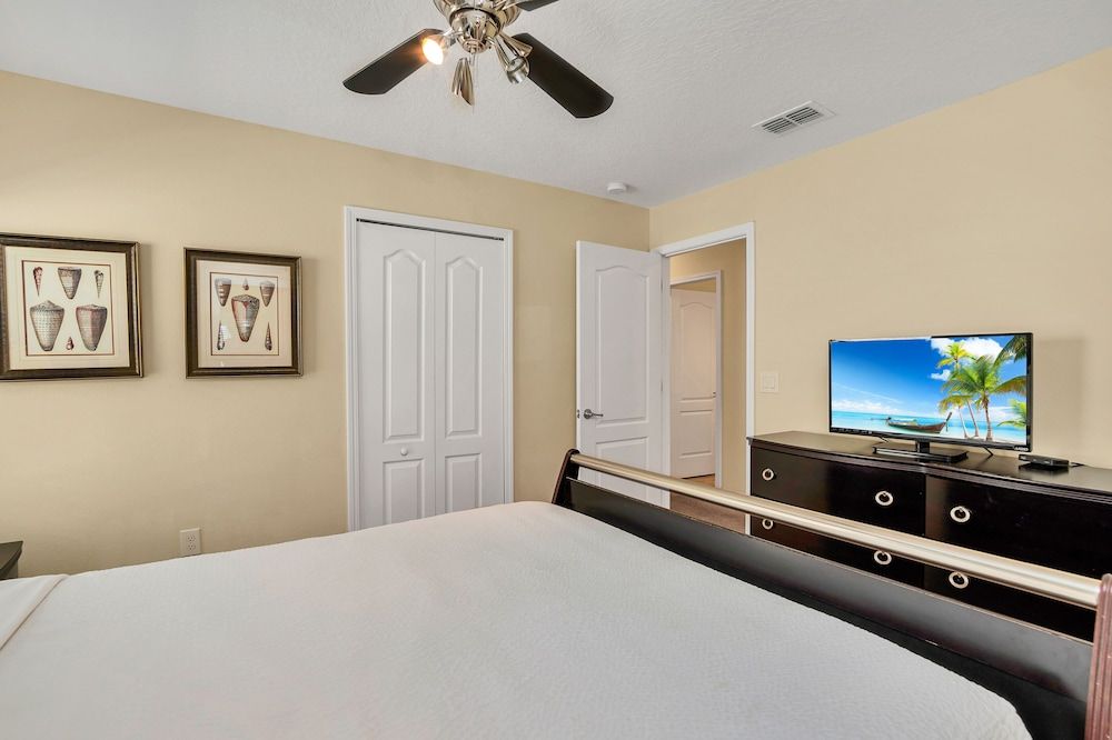 1458 Moon Valley Drive House (6 Bedrooms) 10