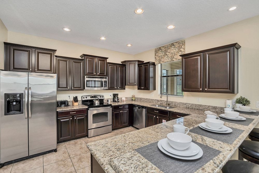 1458 Moon Valley Drive House (6 Bedrooms) 16